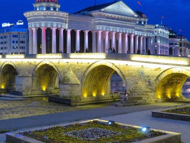 Elegant Balkanlarda 6 Ülke Turu Ajet Hava Yolları İle 7 Gece (Akşam Yemekleri ve Ekstra Turlar Dahil) (PRN-PRN)