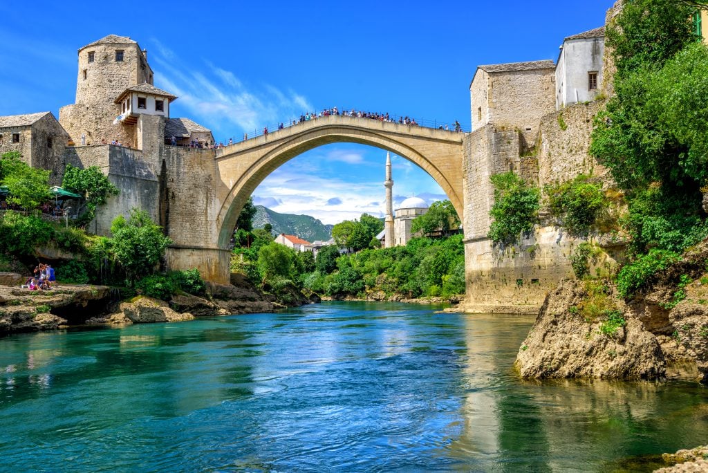 Kosovalı Büyük Balkanlar Turu Türk Hava Yolları İle 7 Gece (Ekstra Turlar ve Akşam Yemekleri Dahil) (OHD-SJJ)