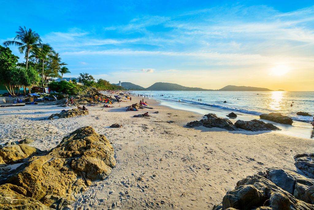 Elegant Phuket & Bangkok & Pattaya Turu Emirates Hava Yolları İle 6 Gece (Ekstra Turlar Dahil) (HKT-BKK)