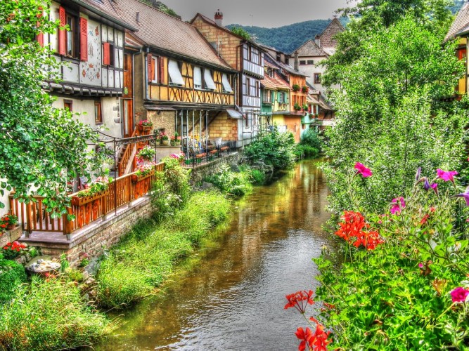 Mega Promosyon Baştanbaşa Benelüx & Paris & Alsas Turu Pegasus Hava Yolları ile 7 Gece