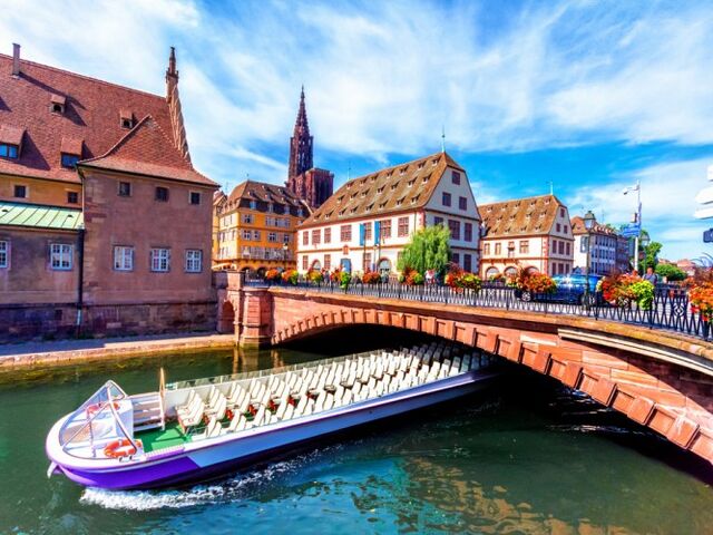 Mega Promosyon Baştanbaşa Benelüx & Paris & Alsas Turu Pegasus Hava Yolları ile 7 Gece